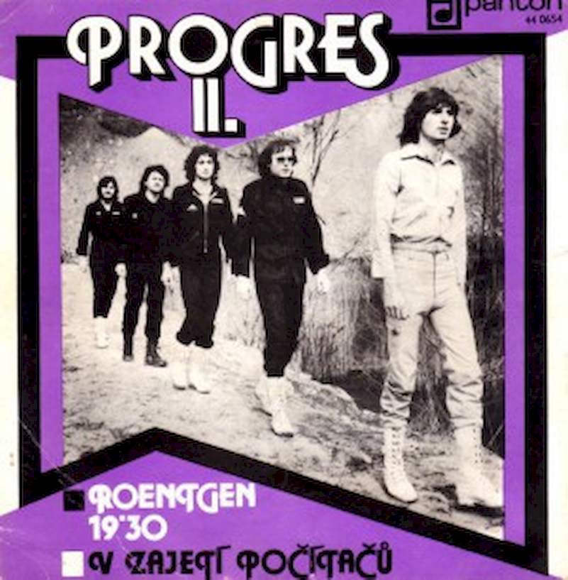 Progres 2 - Roentgen 19'30 / V Zajetí Počítačů - SP / Vinyl