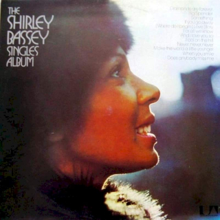 Shirley Bassey - The Shirley Bassey Singles Album - LP / Vinyl